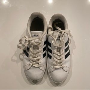 Women’s Adidas shoes